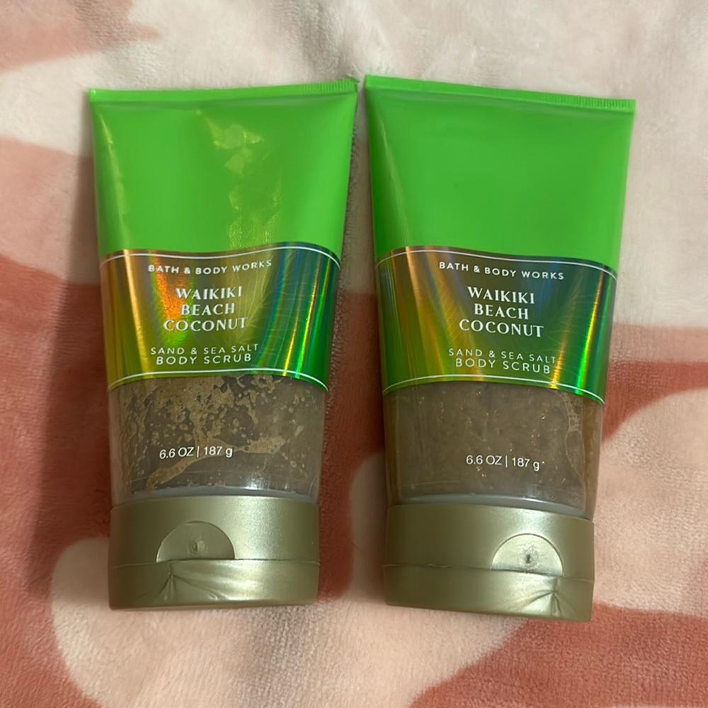 Bath & Body Works Waikiki Beach Coconut Sand & Sea Salt Body Scrub